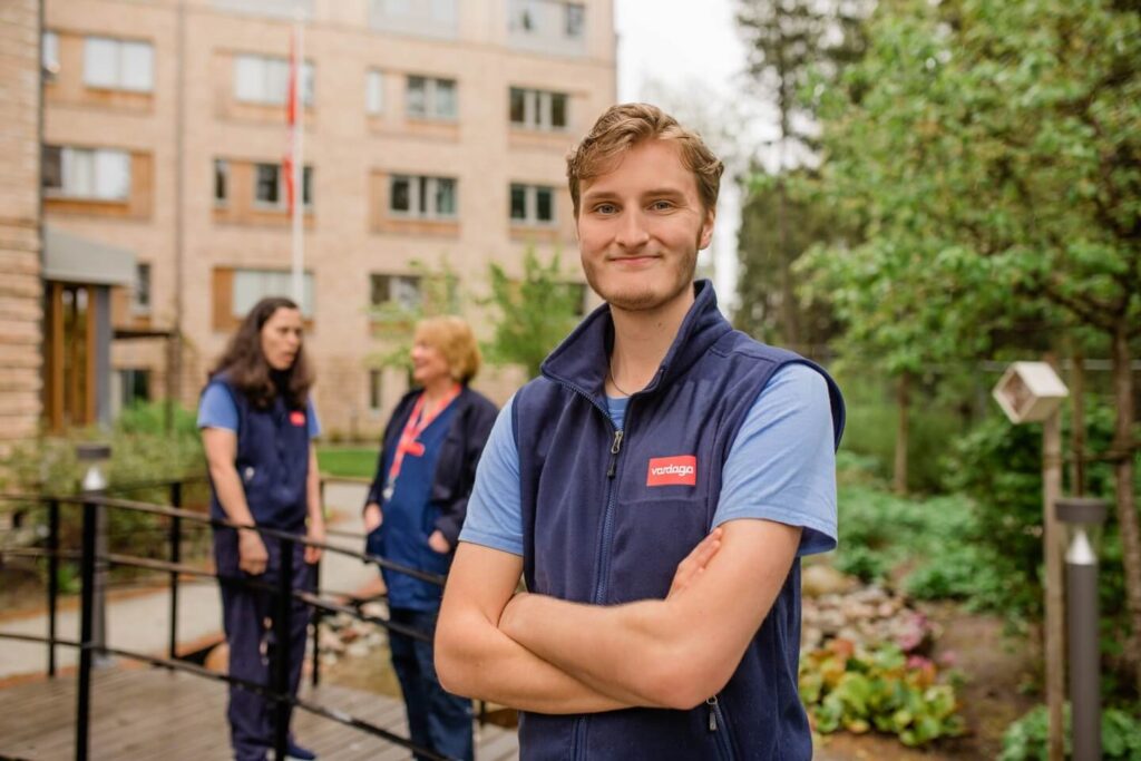 Tre medarbetare på Vardaga